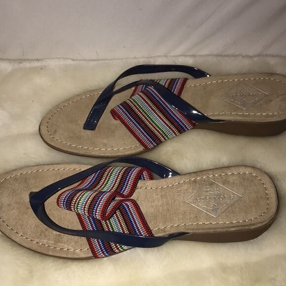 St. John's Bay Women's Colorful Stretchable Band Slip-On Slippers Size 7.5 - Picture 4 of 7